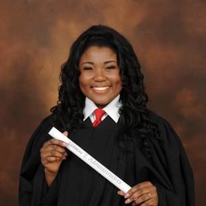 Meet your Posher, Inès